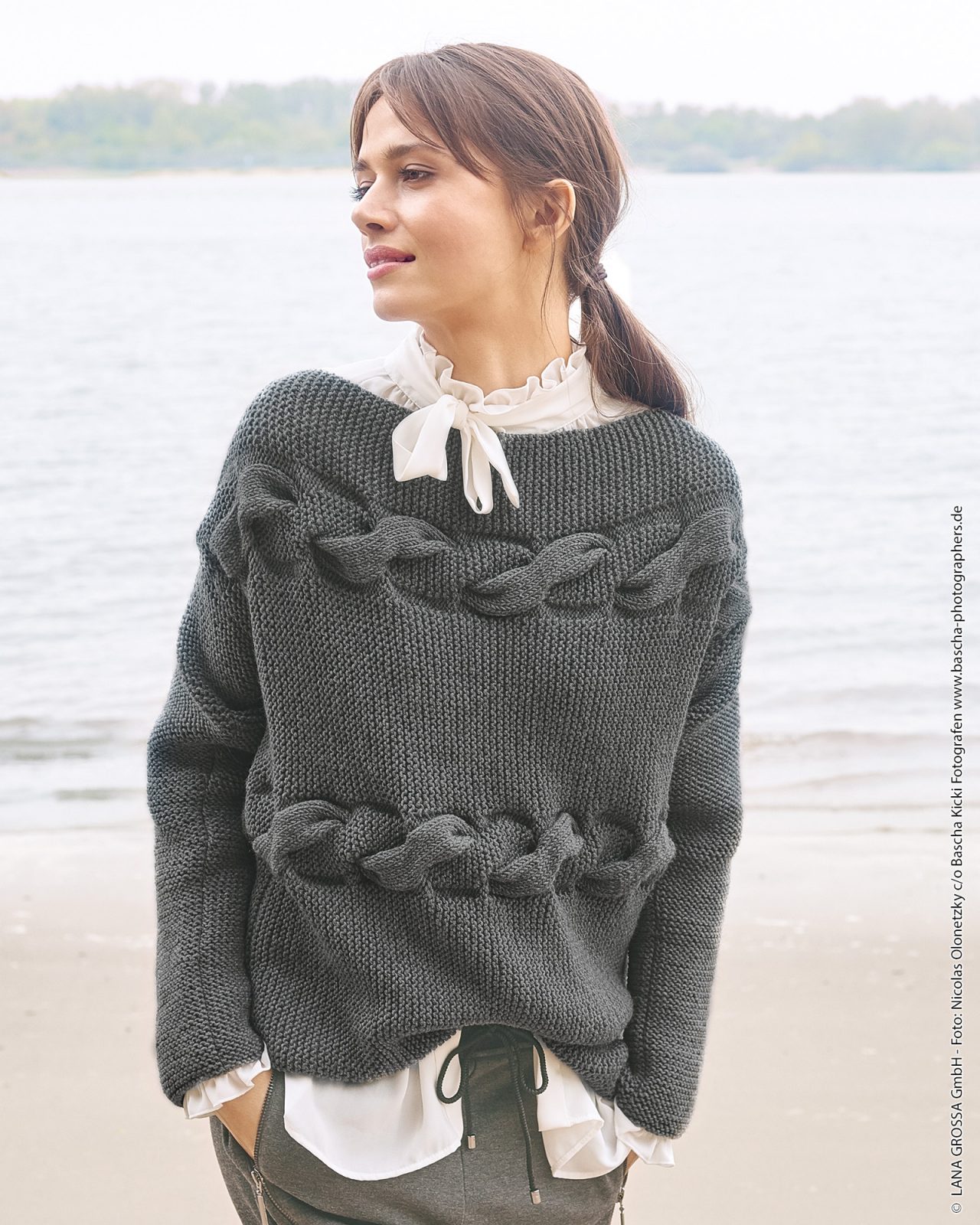 Pullover Mit Zöpfen Quer Gestrickt – Woolplace