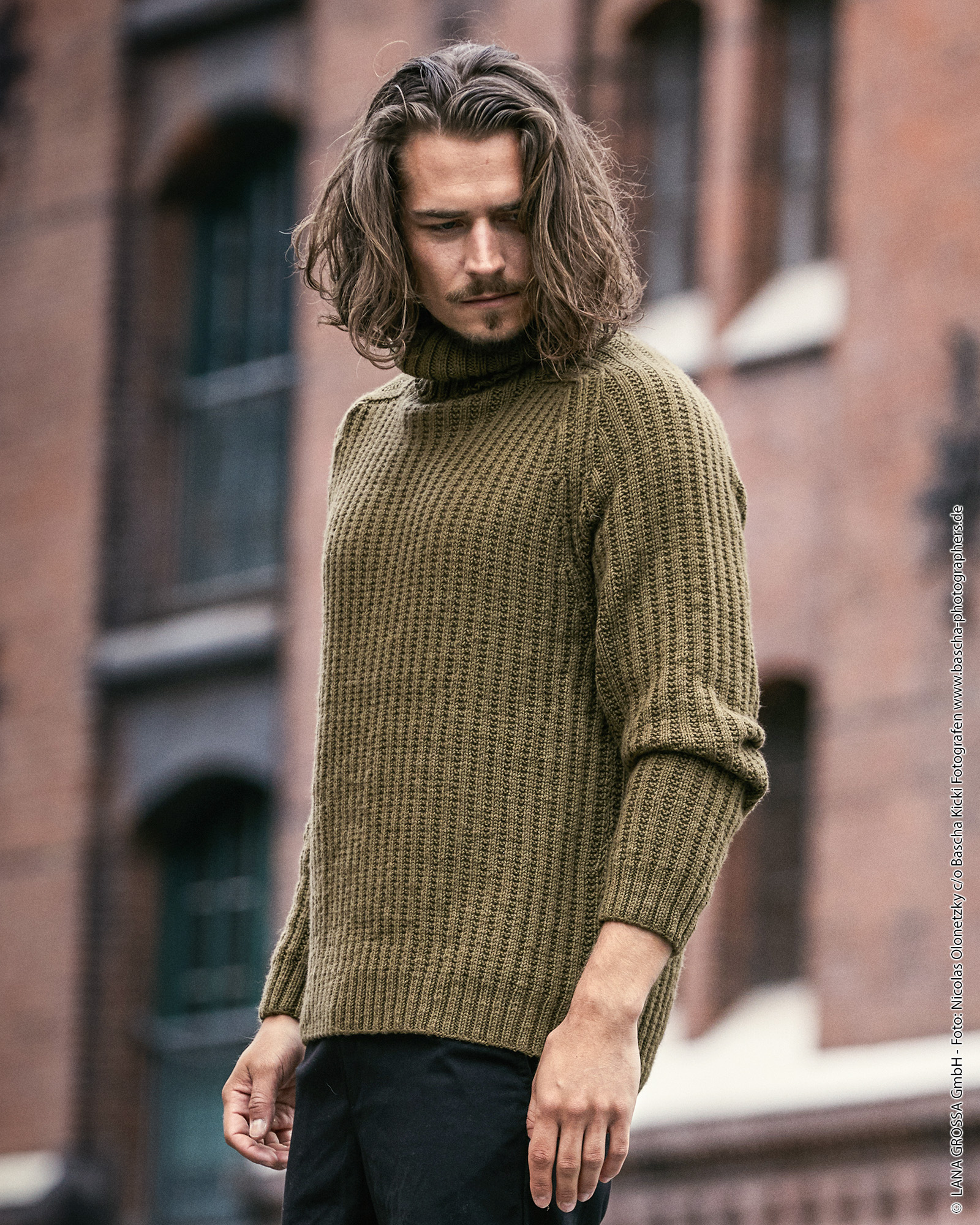 Raglanpullover Mit Rippenmuster Und Rollkragen – Woolplace